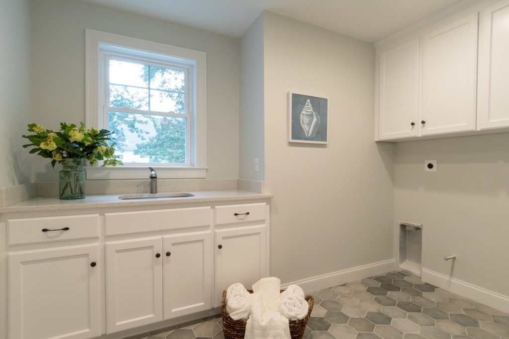 248 Hunnewell Street