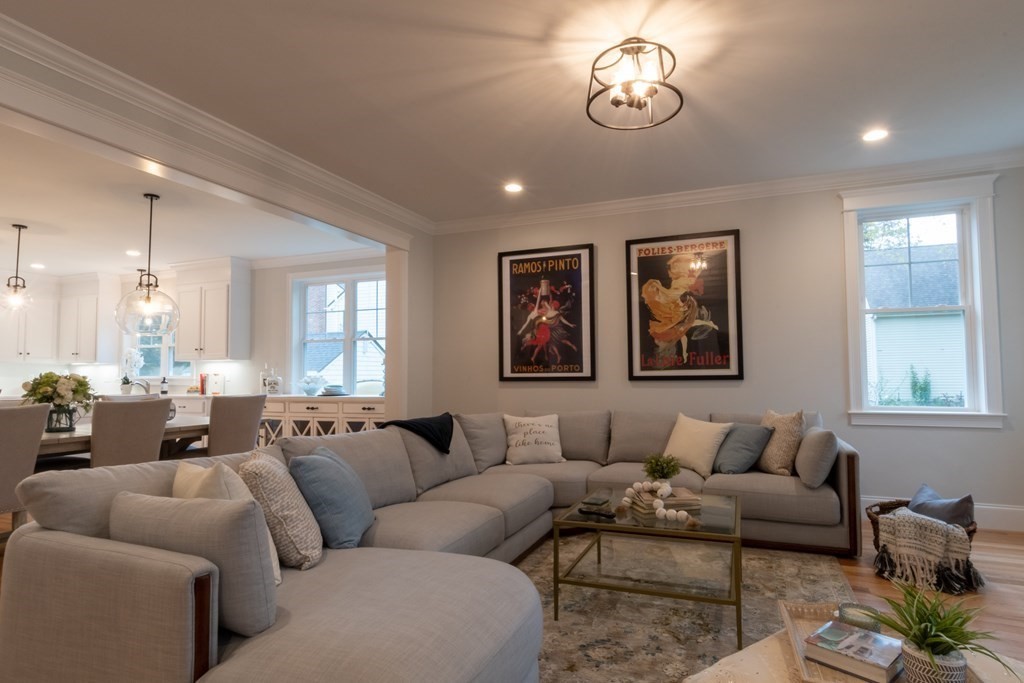 248 Hunnewell Street