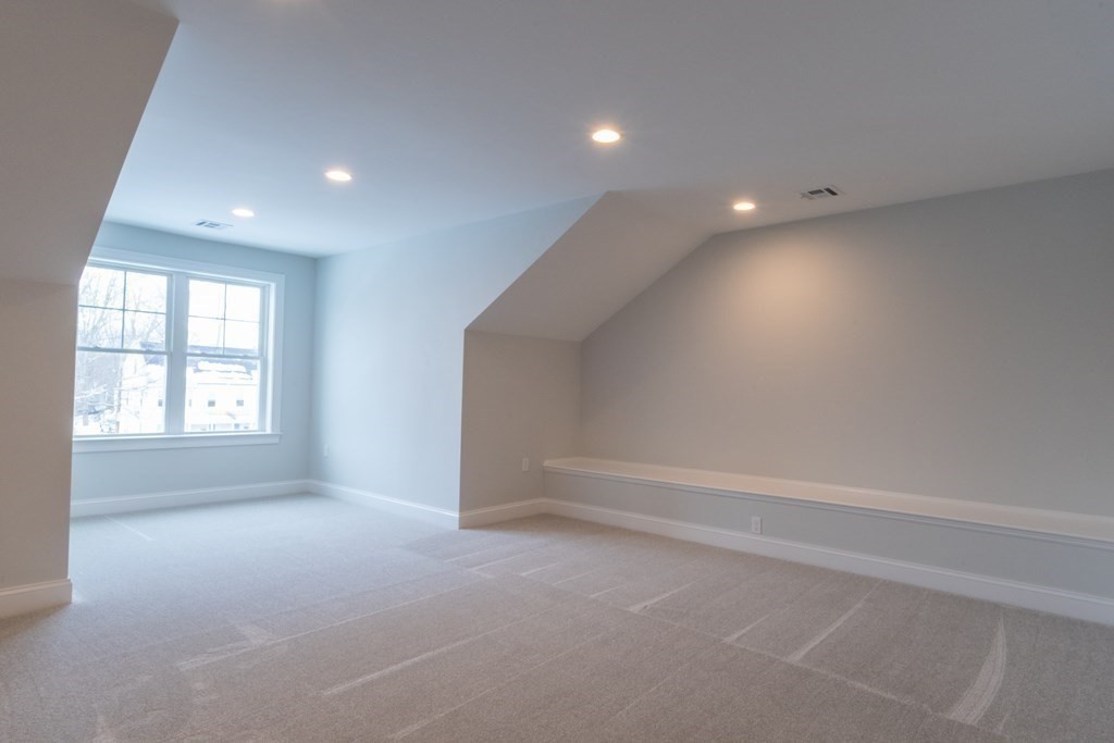 246 Hunnewell Street # 1