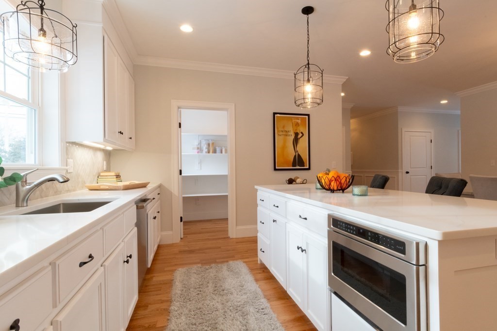 246 Hunnewell Street # 1