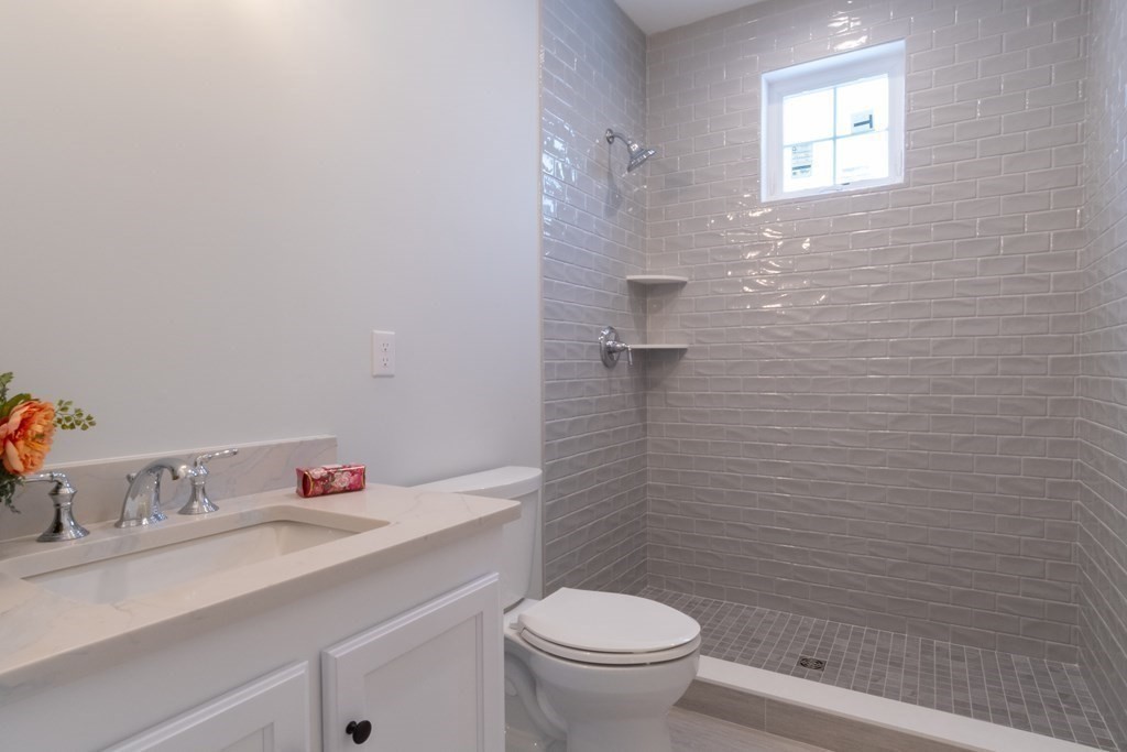 246 Hunnewell Street # 1