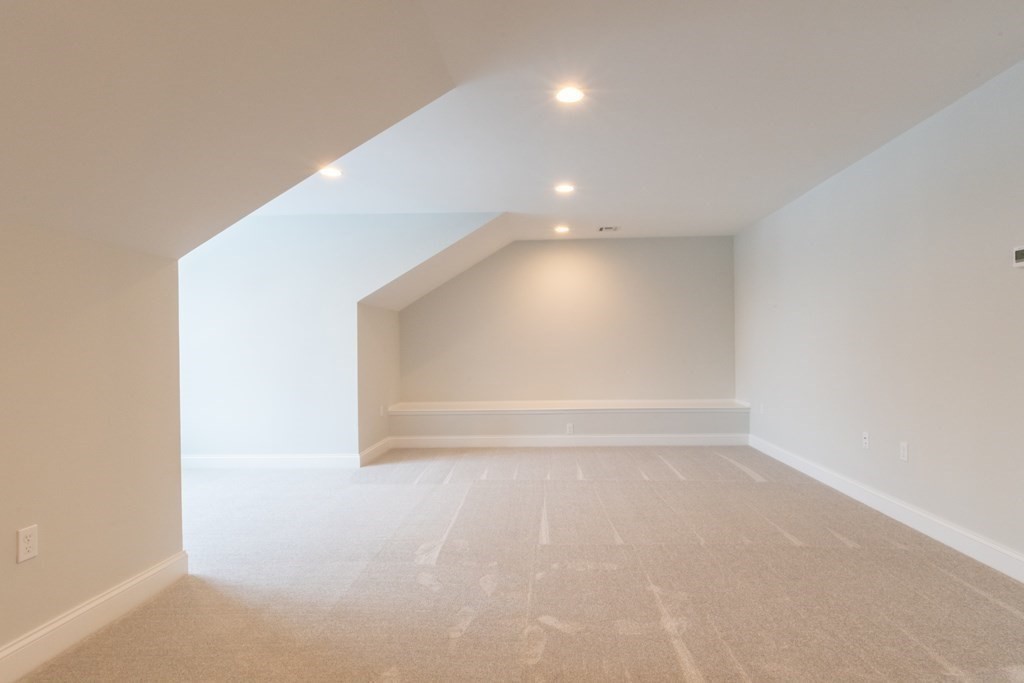 246 Hunnewell Street # 1