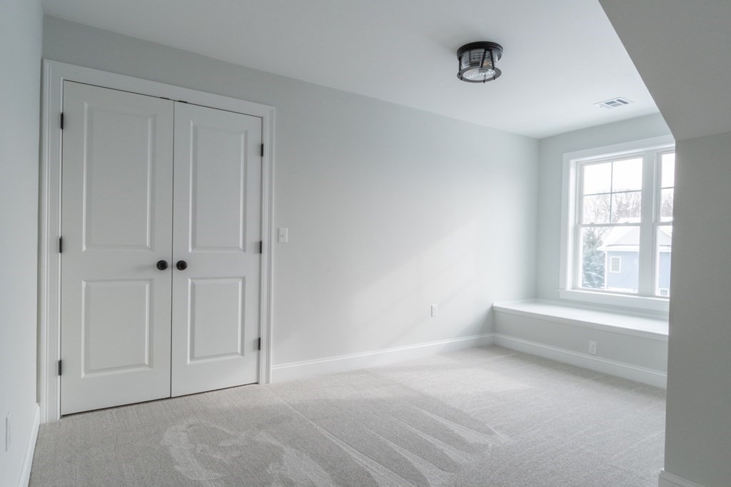 246 Hunnewell Street # 1