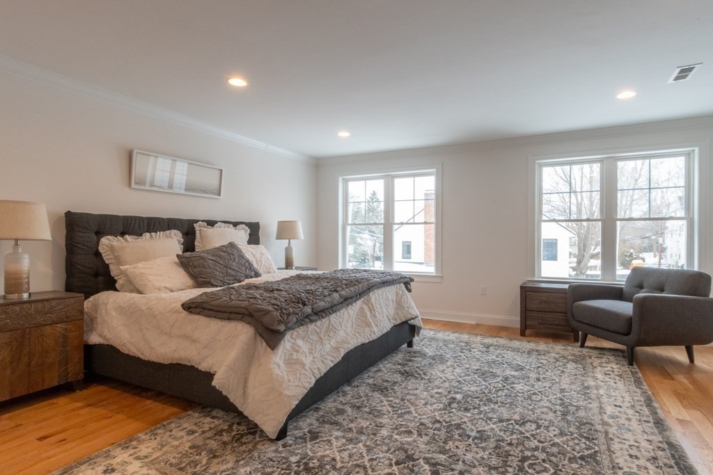 246 Hunnewell Street # 1