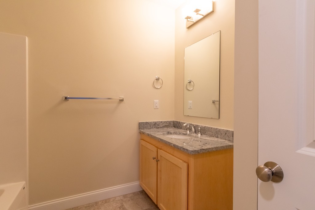 80 North Meadows Road # 201