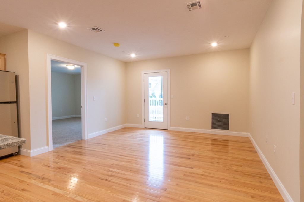 80 North Meadows Road # 104