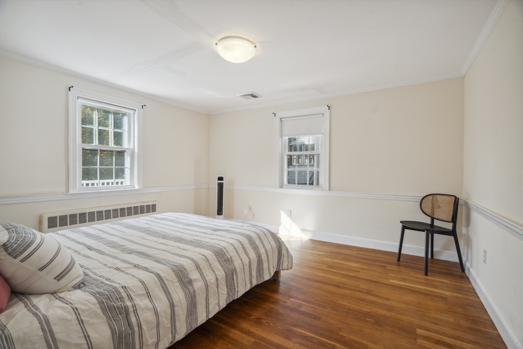 518 Great Plain Avenue # 518