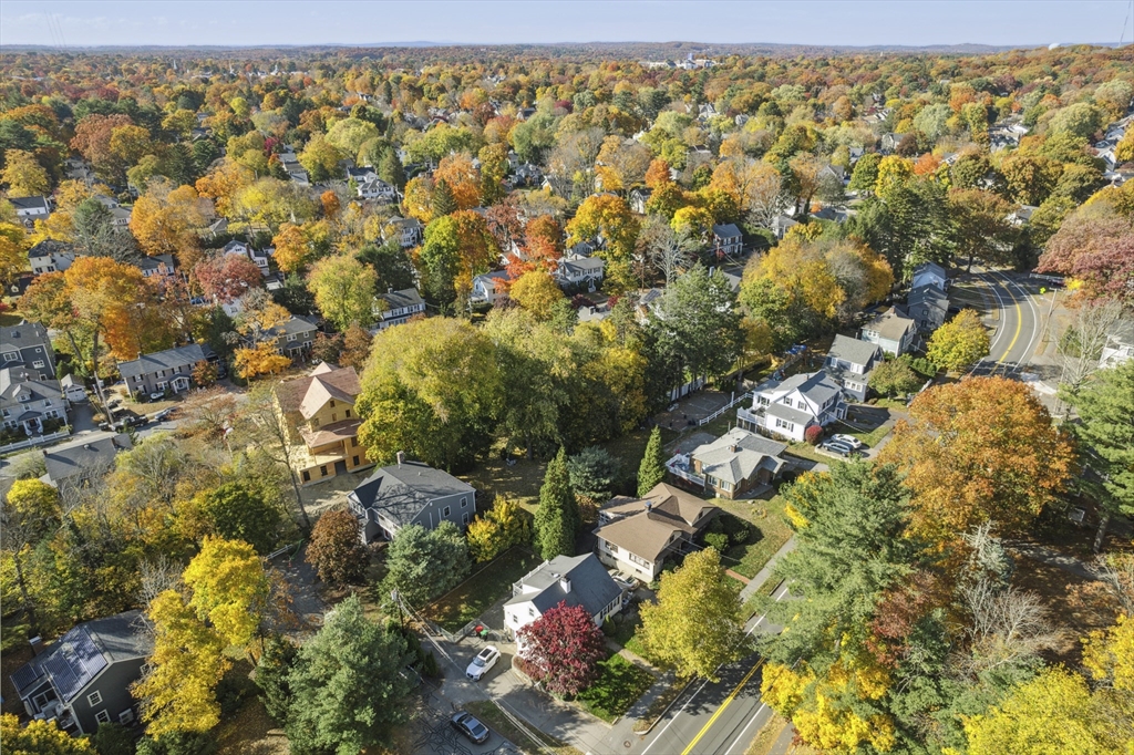 518 Great Plain Avenue # 518