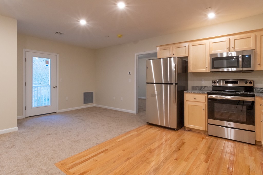 80 North Meadows Road # 205