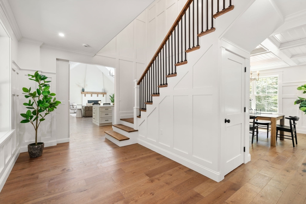 40 Myles Standish Rd