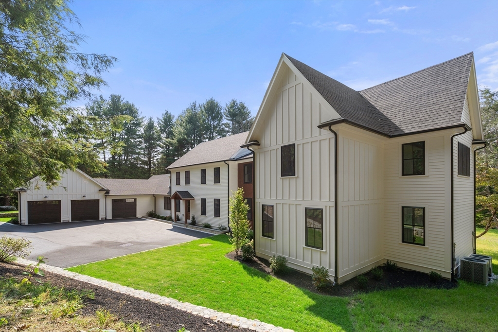 40 Myles Standish Rd