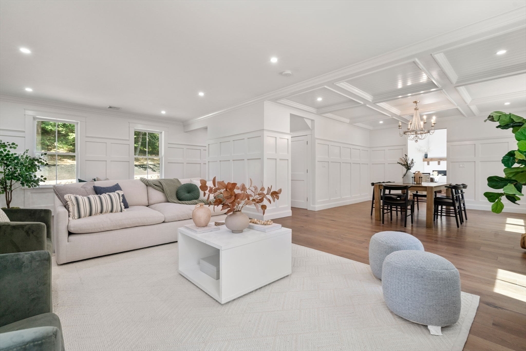 40 Myles Standish Rd