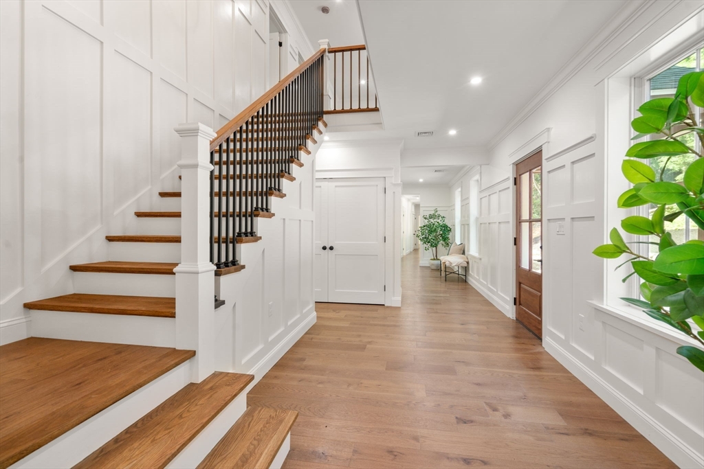 40 Myles Standish Rd