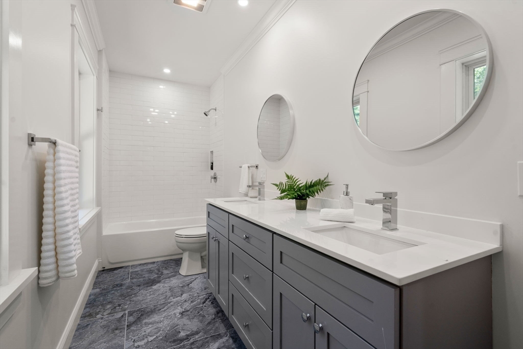 40 Myles Standish Rd