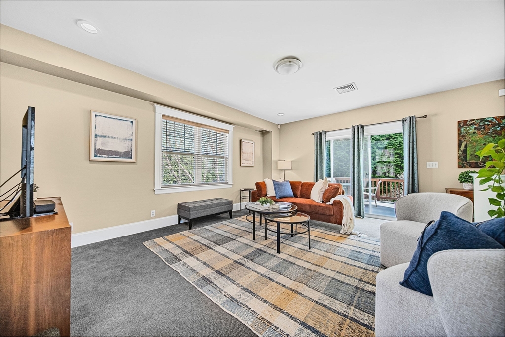 461 High Rock Street