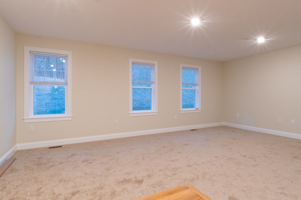 80 North Meadows Road # 101, Medfield Unit: 101