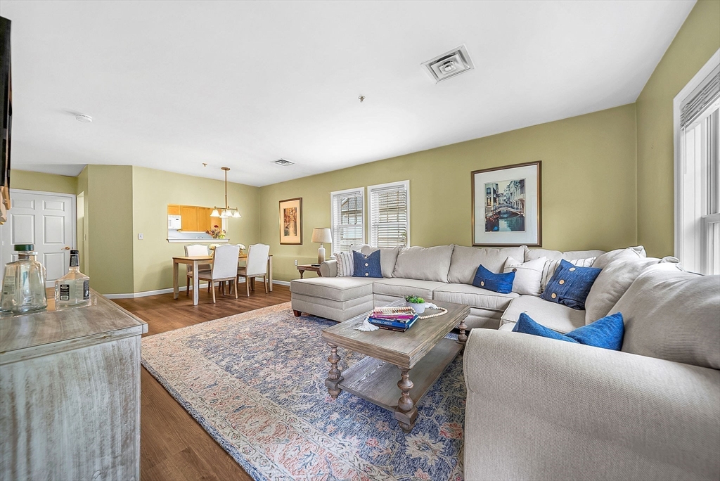 43 Kendall Avenue # G03