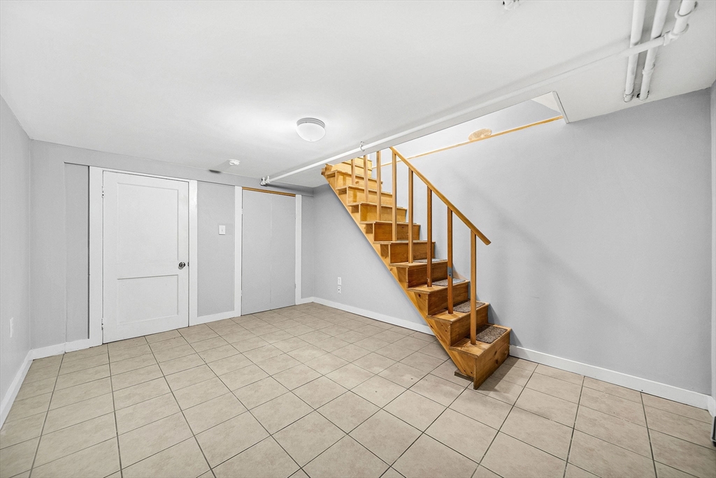 10 Glen Gary Road # 1