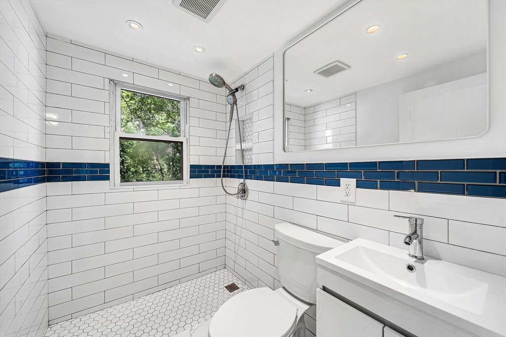 10 Glen Gary Road # 1