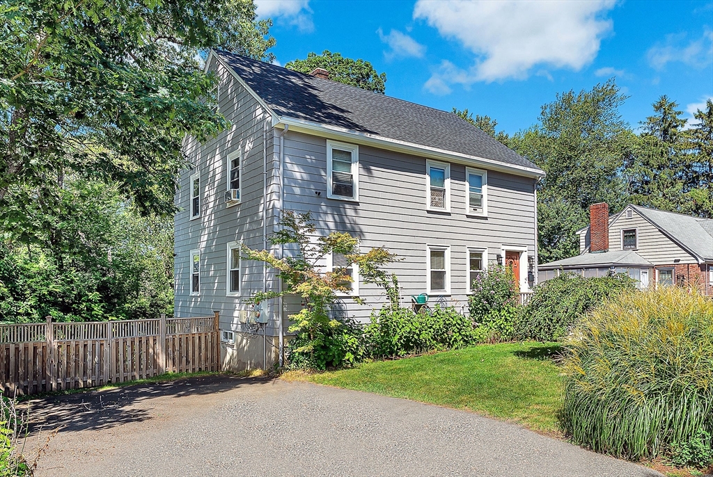 10 Glen Gary Road # 1