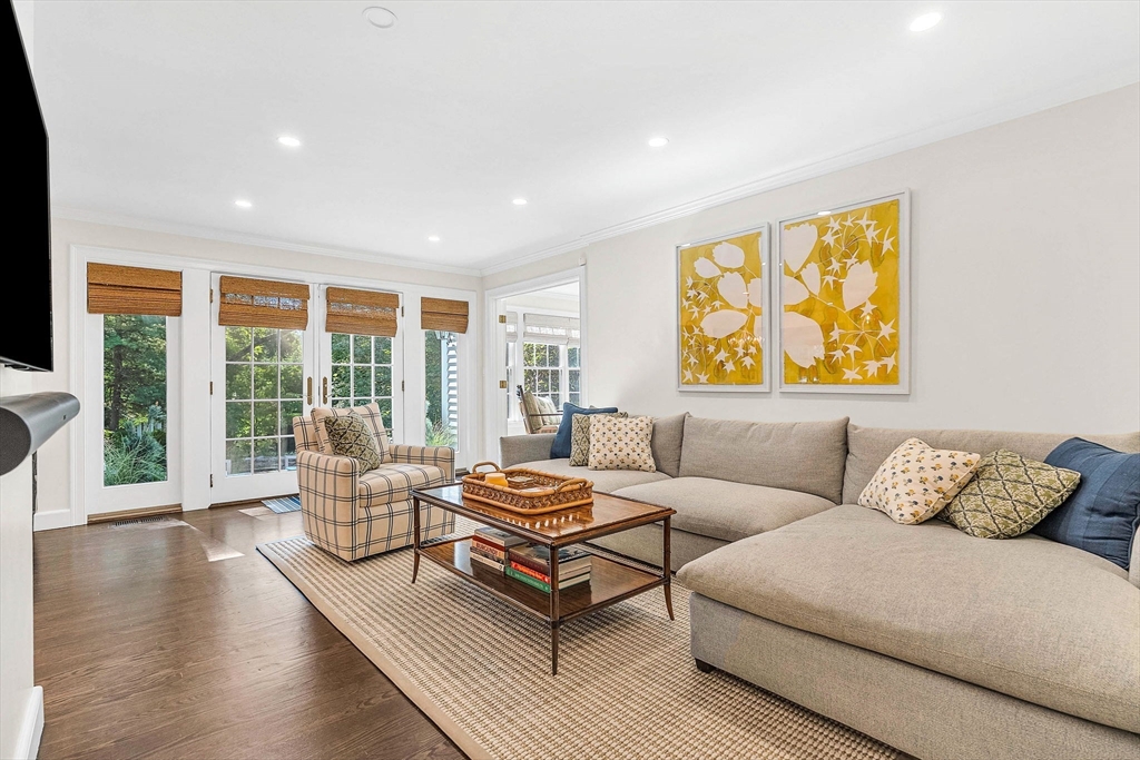 26 Edmunds Road, Wellesley