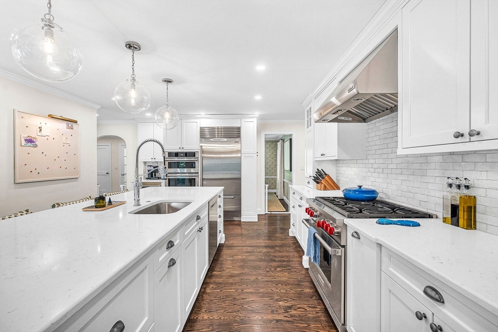 26 Edmunds Road, Wellesley