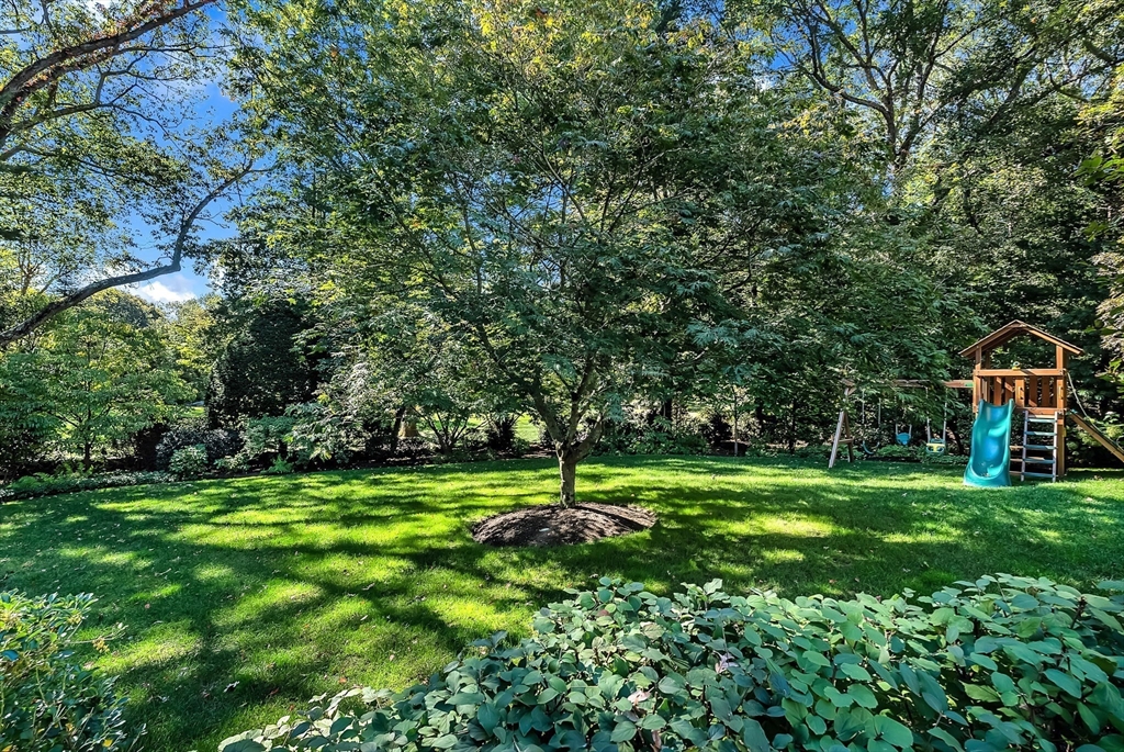 26 Edmunds Road, Wellesley