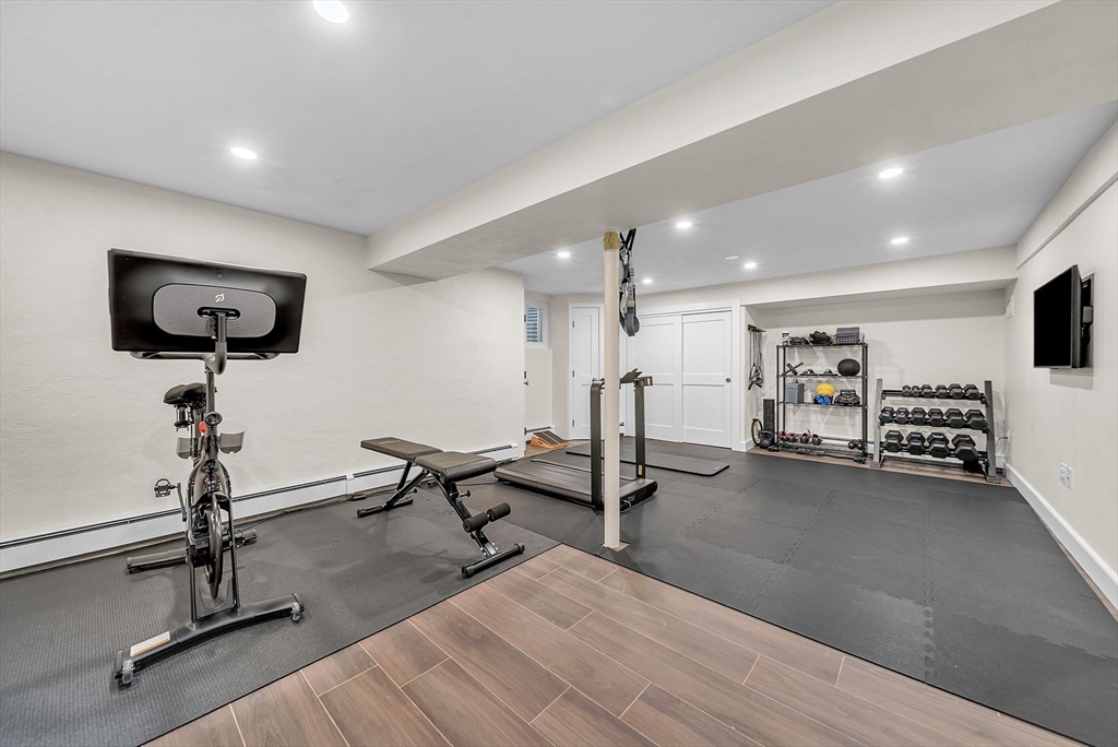 26 Edmunds Road, Wellesley