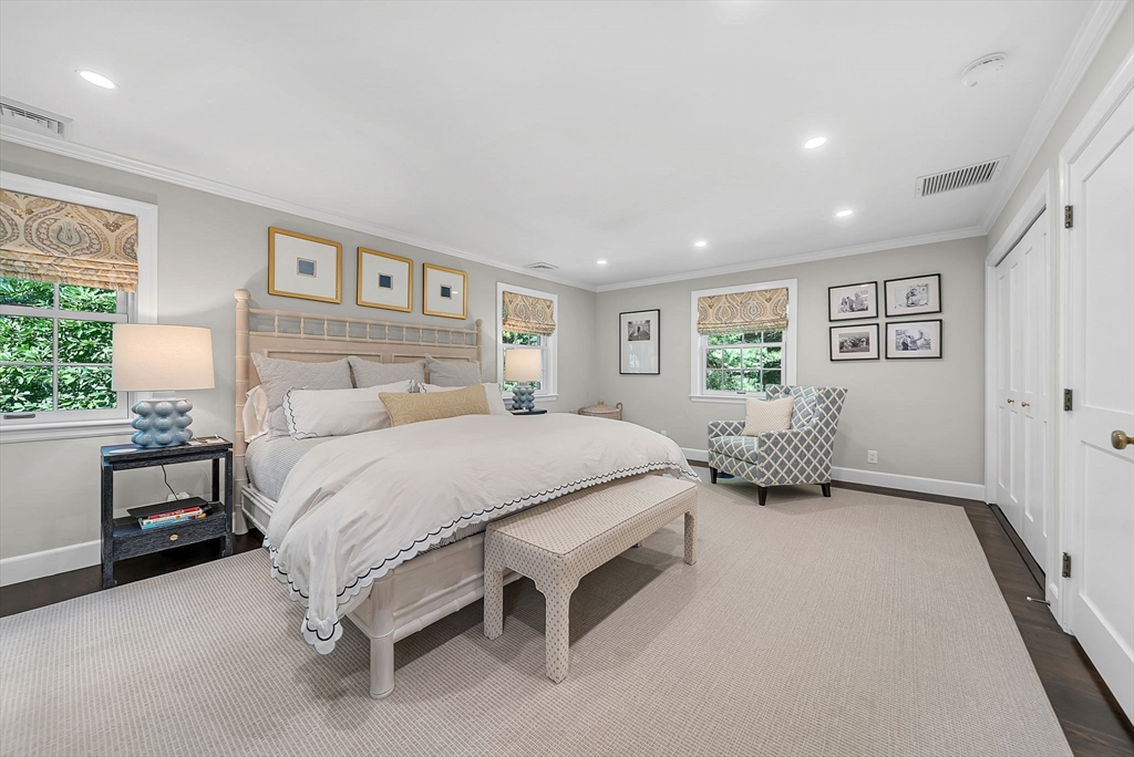 26 Edmunds Road, Wellesley