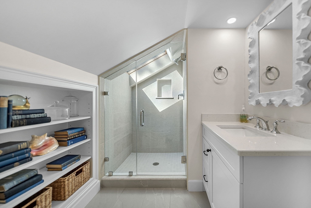 26 Edmunds Road, Wellesley