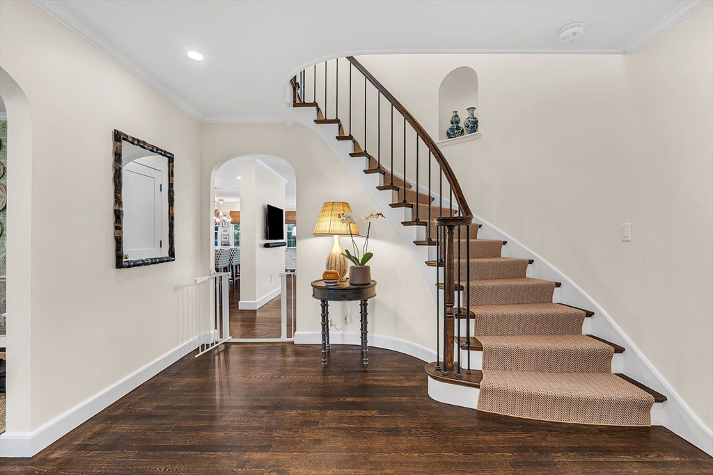 26 Edmunds Road, Wellesley