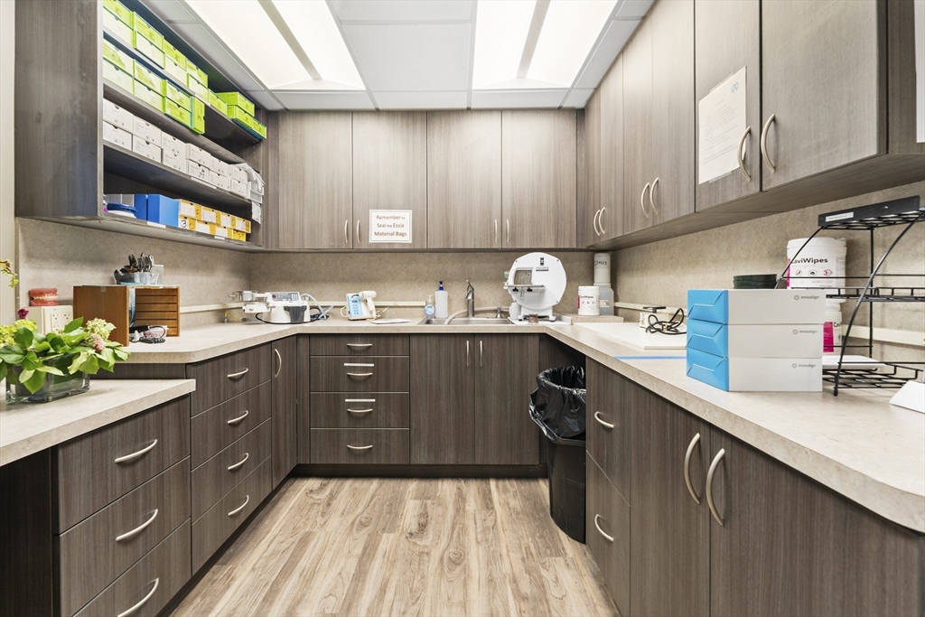 329-331 Chestnut Street