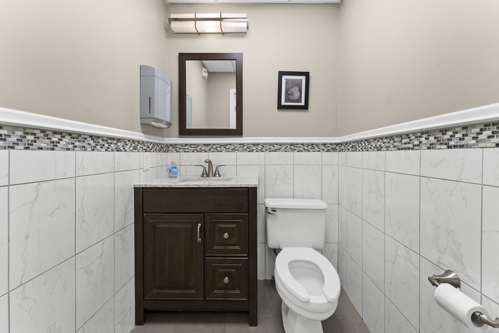 329-331 Chestnut Street