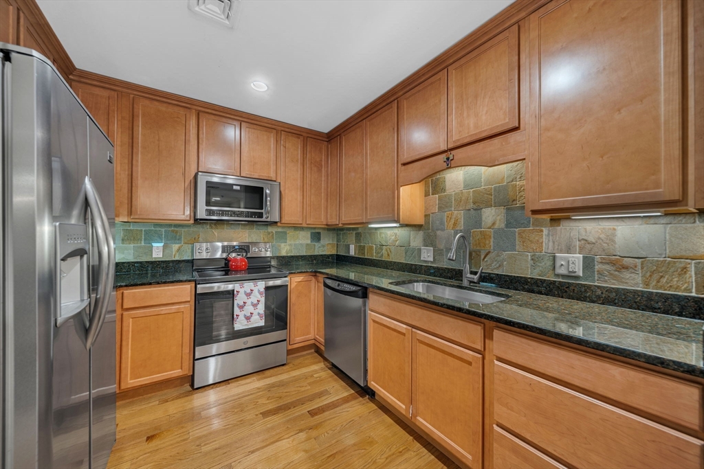 19 Highland Court # 19