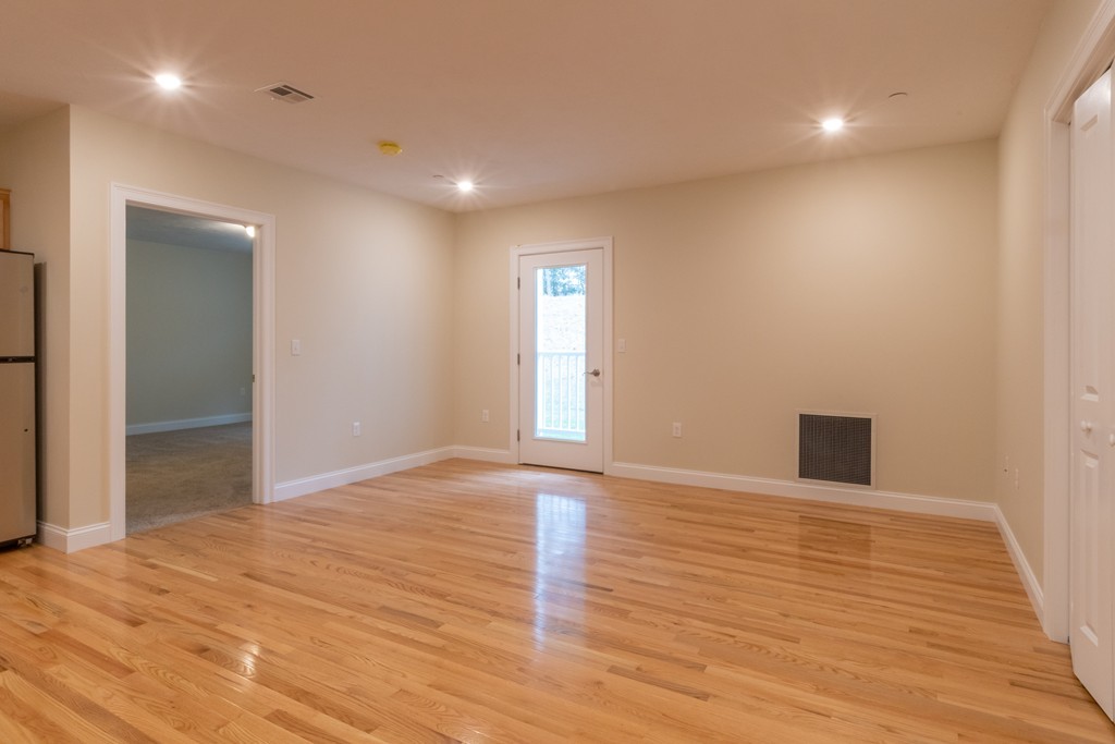 80 North Meadows Road # 103
