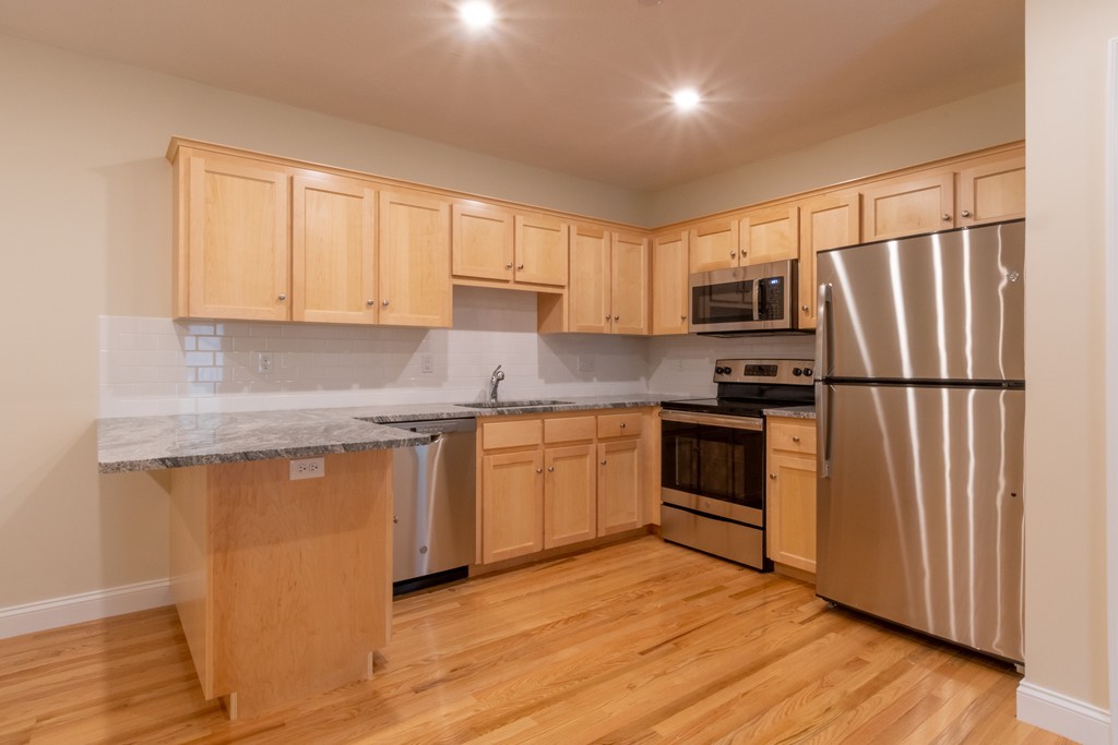 80 North Meadows Road # 103