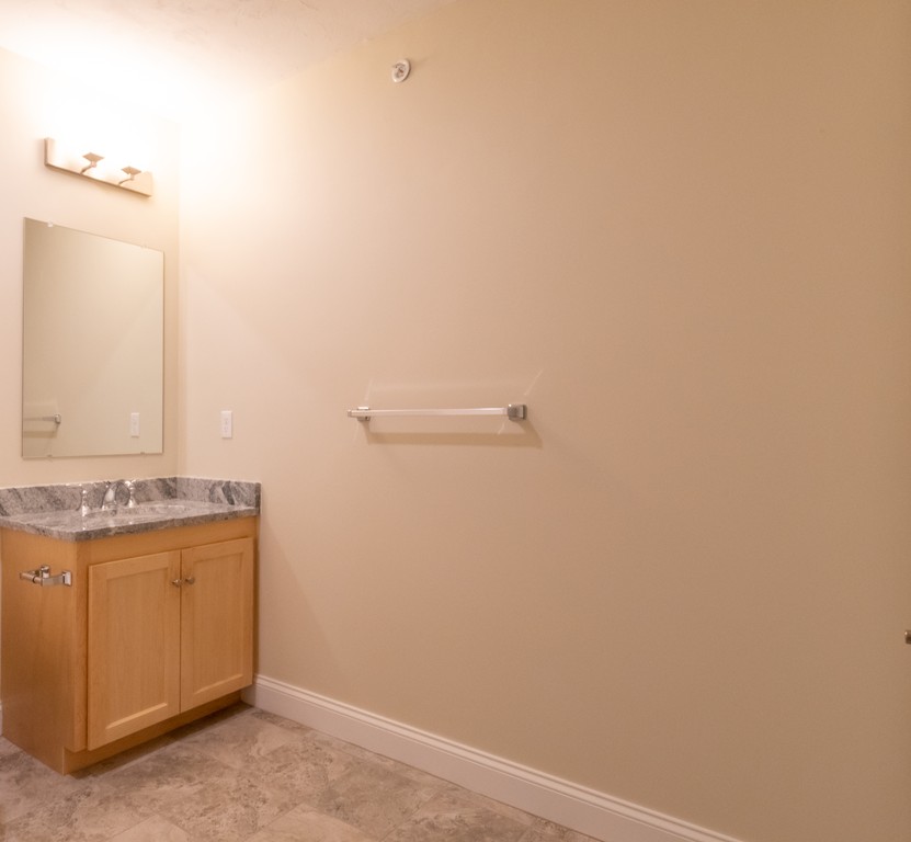 80 North Meadows Road # 201