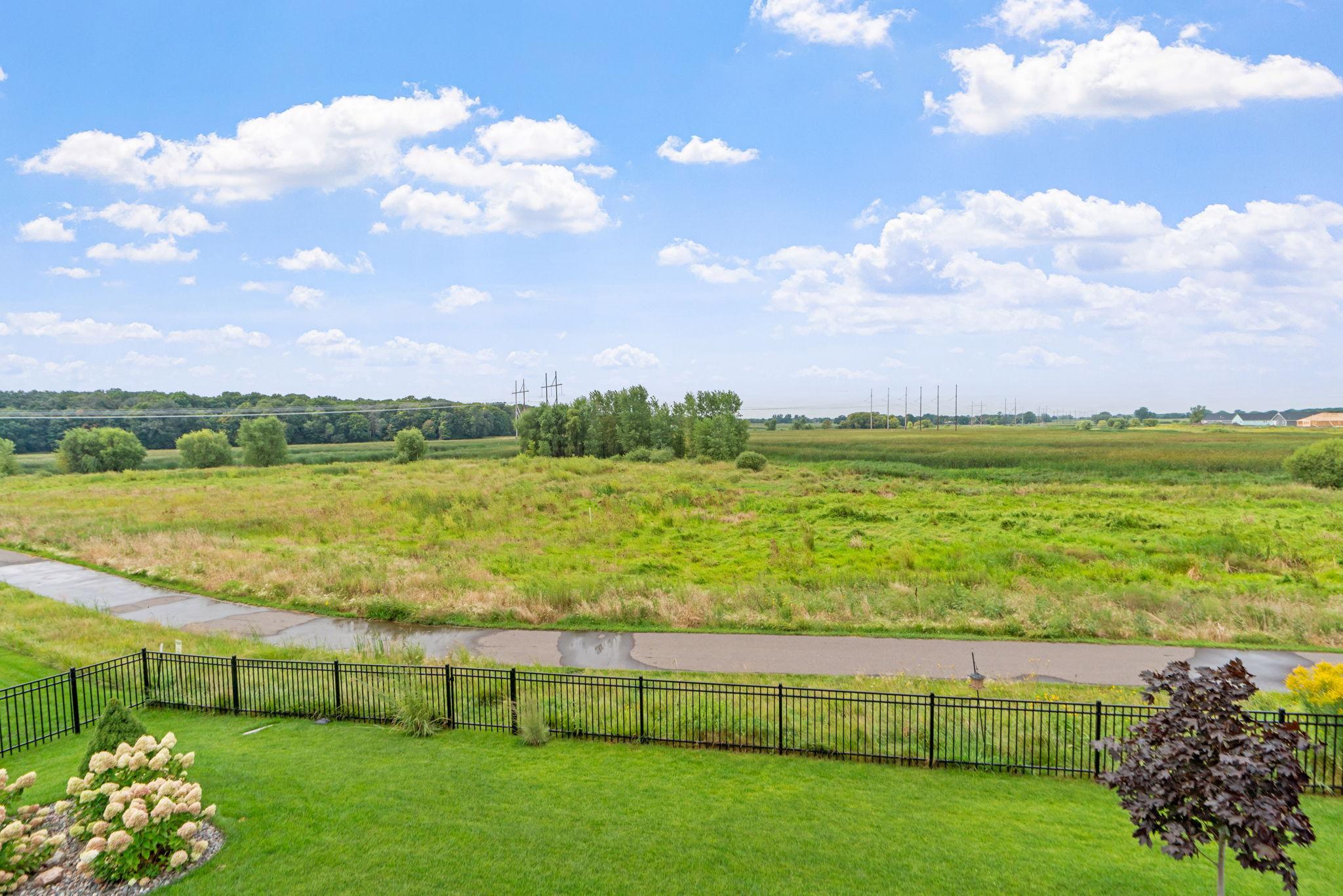 11215 Meadow View Lane