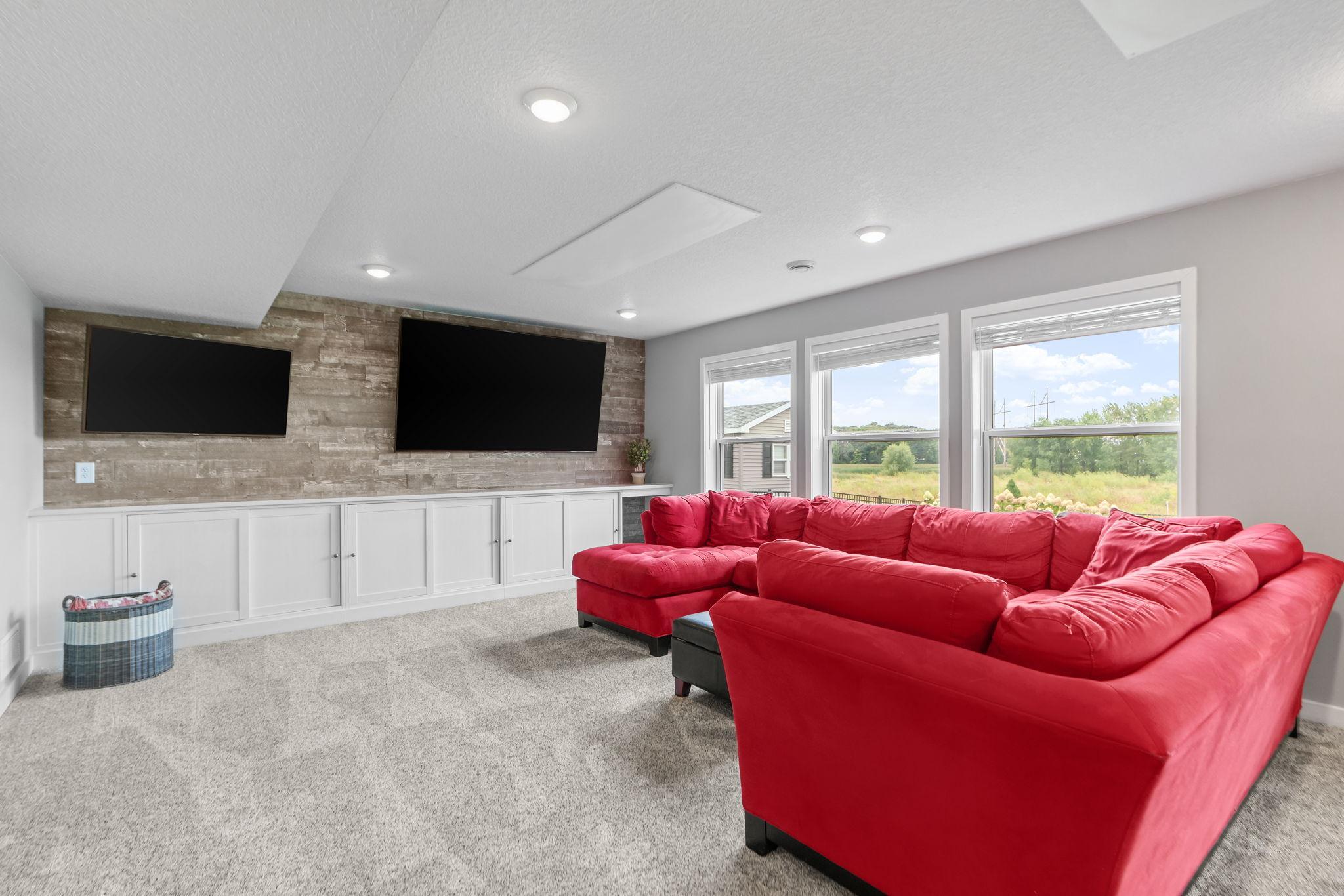 11215 Meadow View Lane