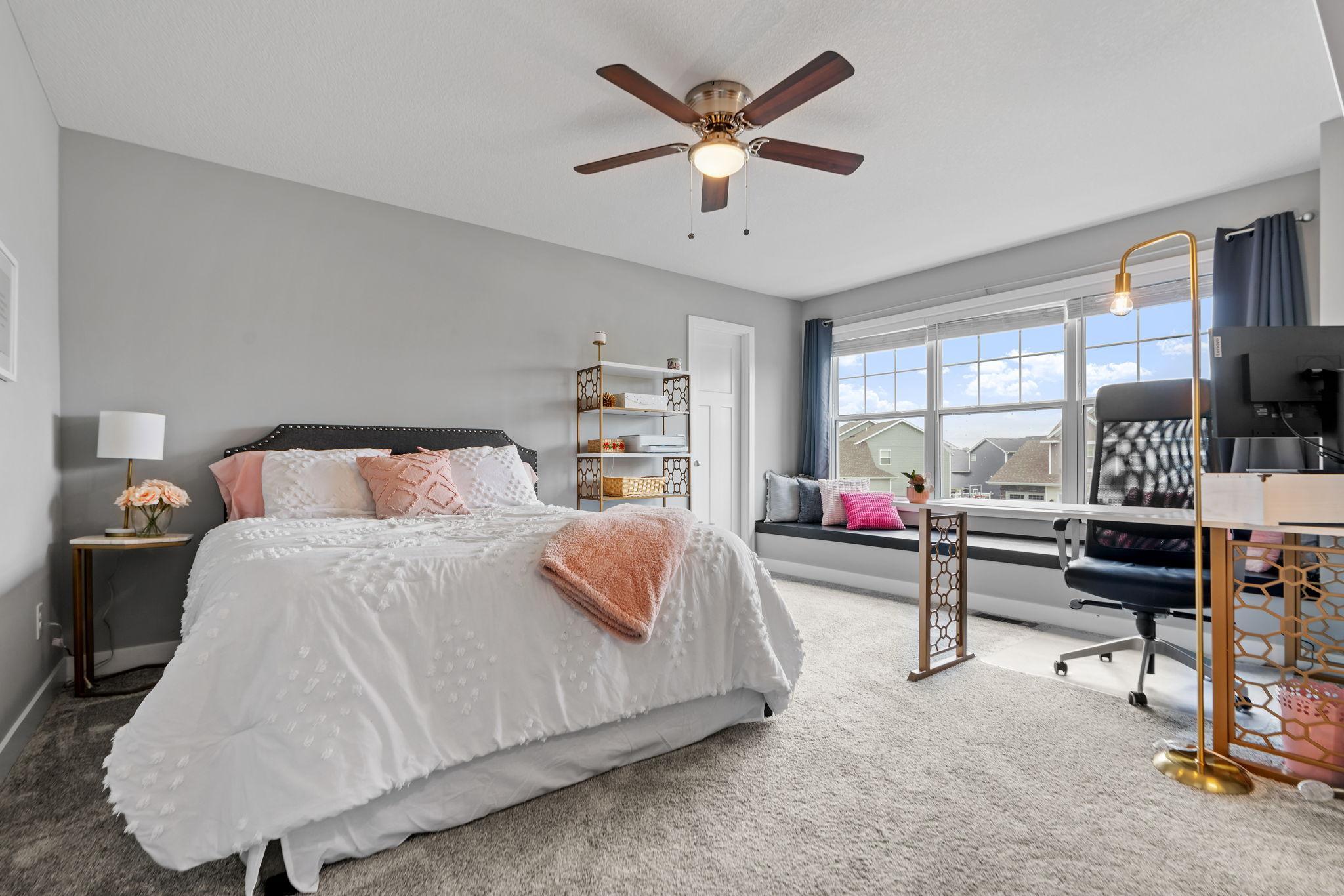 11215 Meadow View Lane