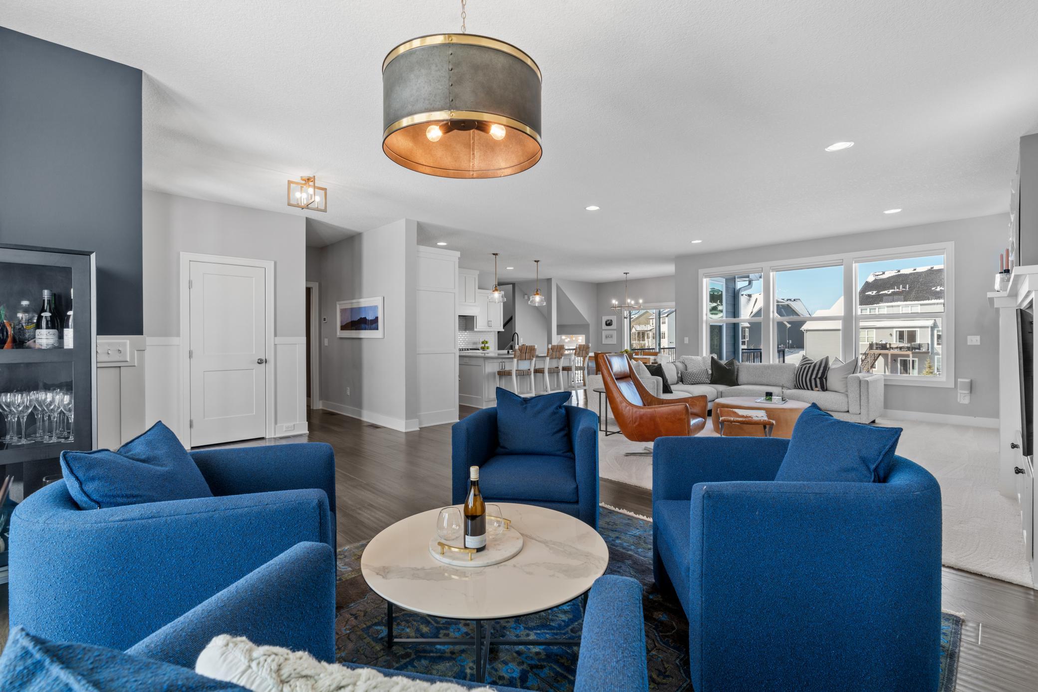 7529 Urbandale Lane N