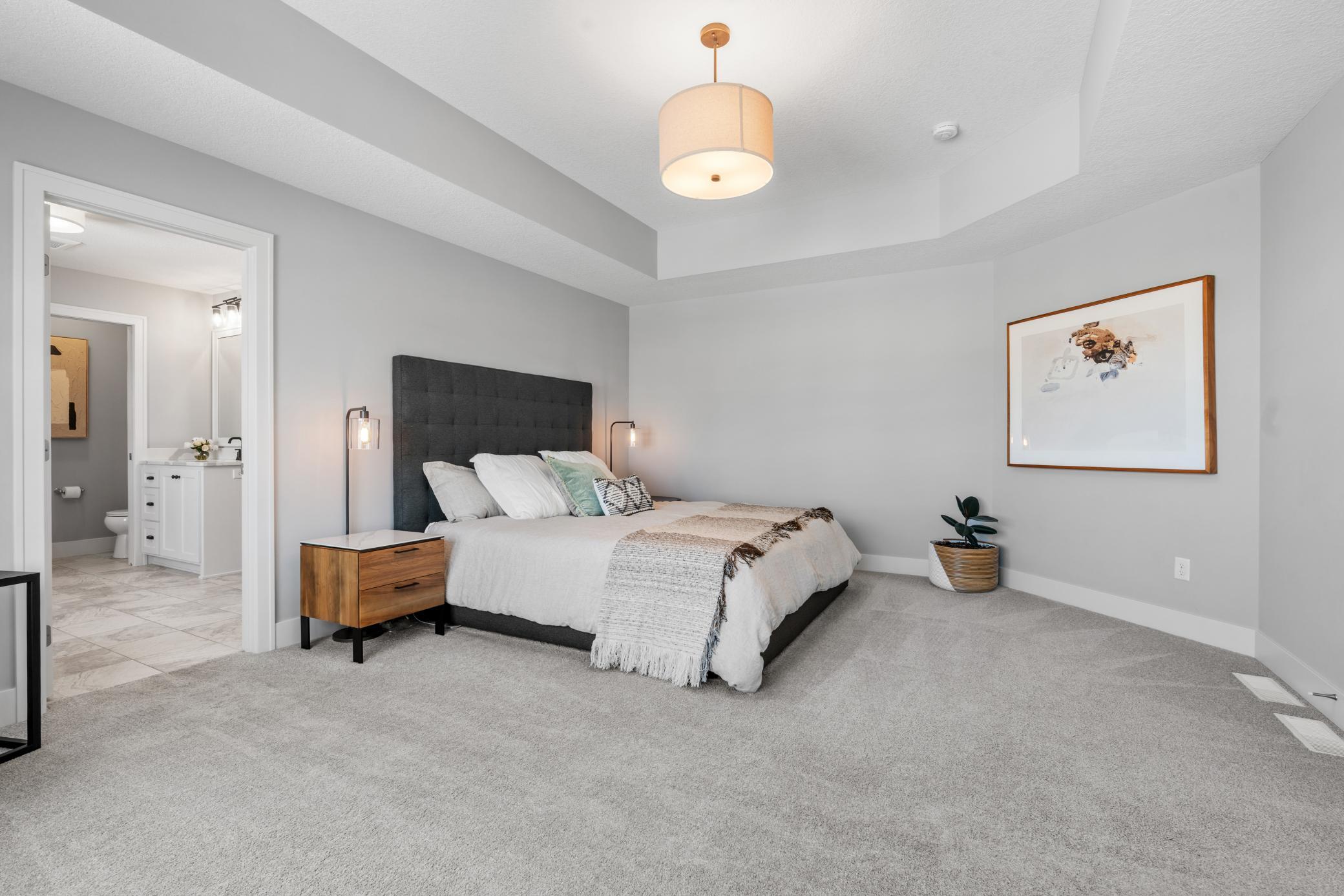 7529 Urbandale Lane N