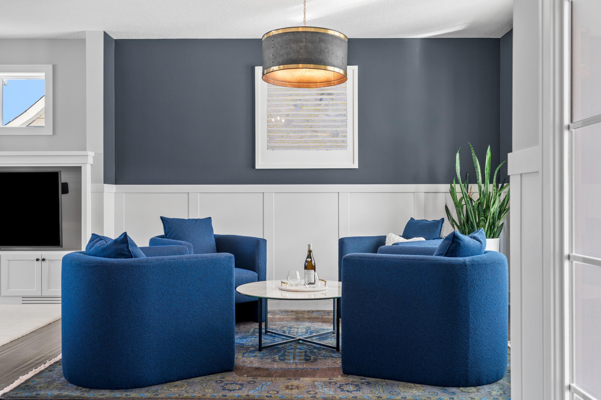 7529 Urbandale Lane N