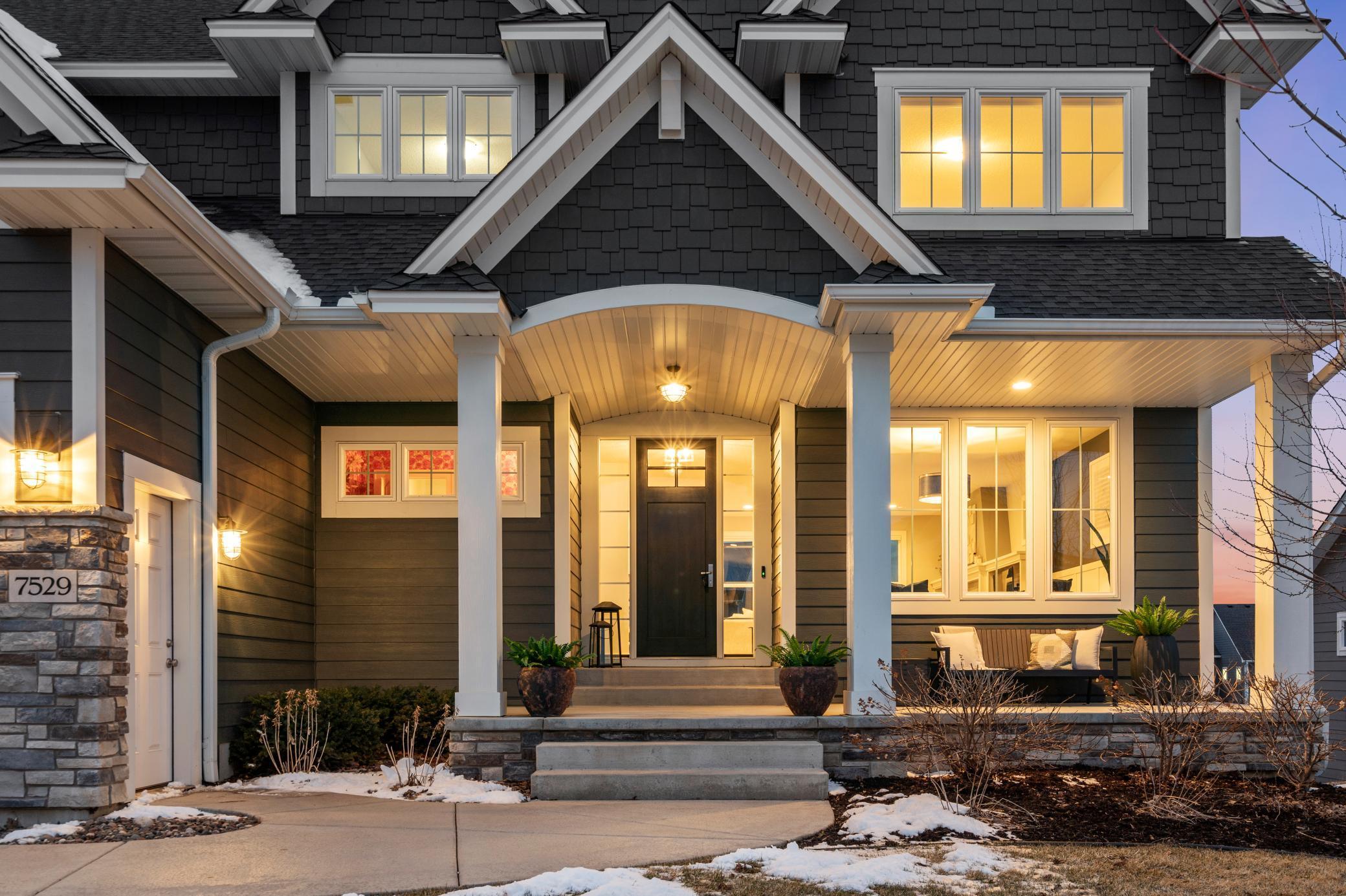 7529 Urbandale Lane N