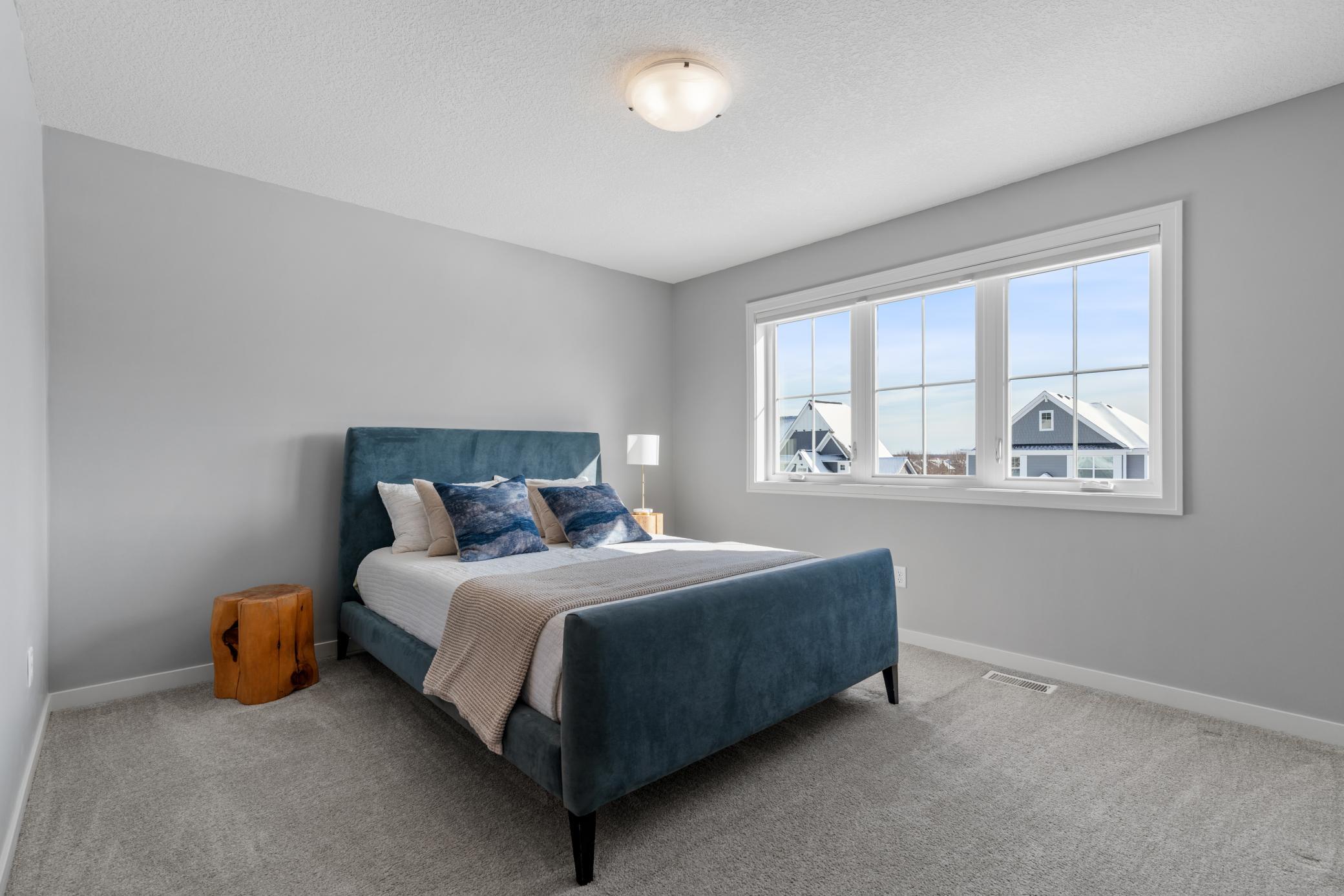 7529 Urbandale Lane N