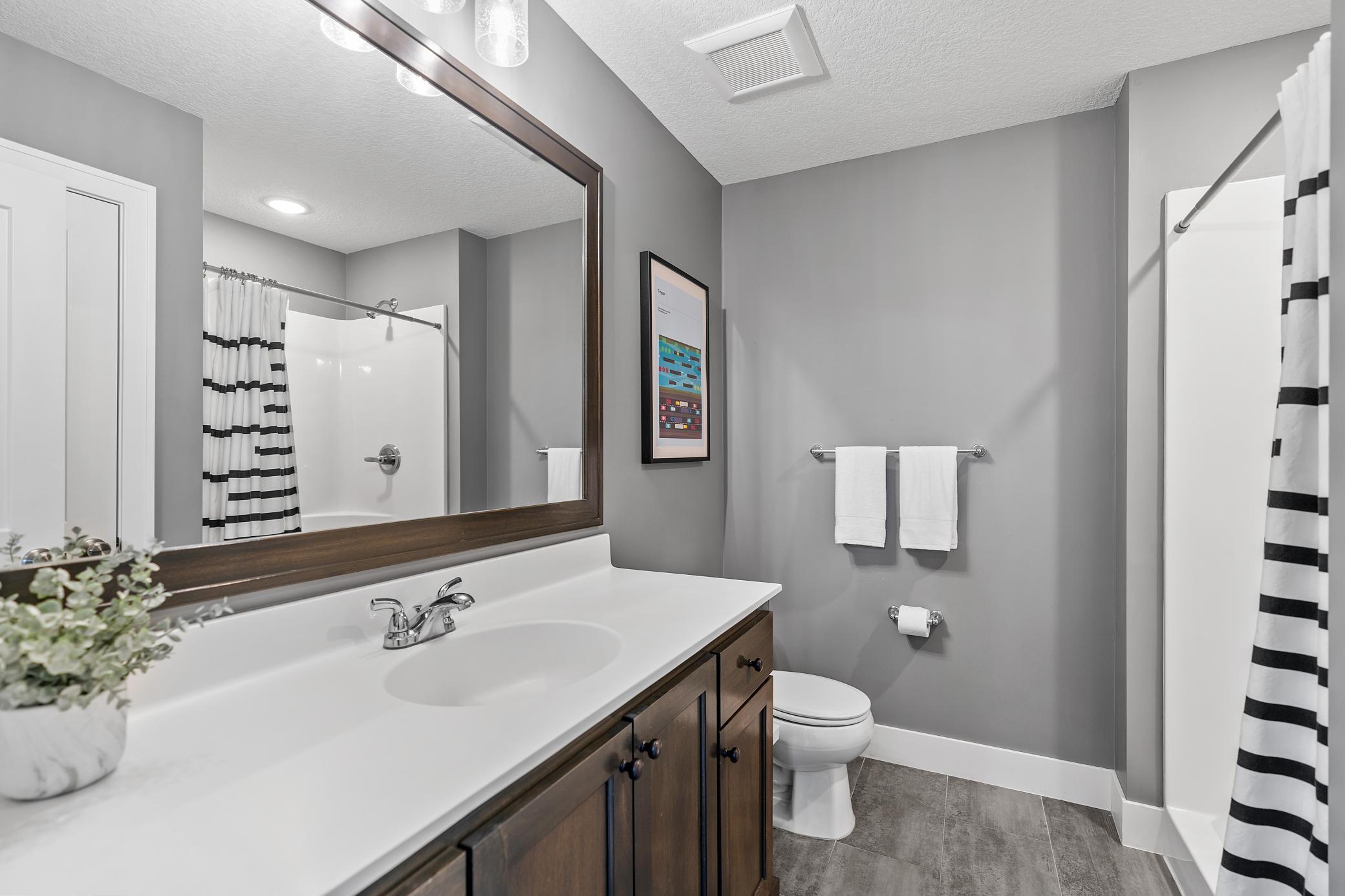 7529 Urbandale Lane N