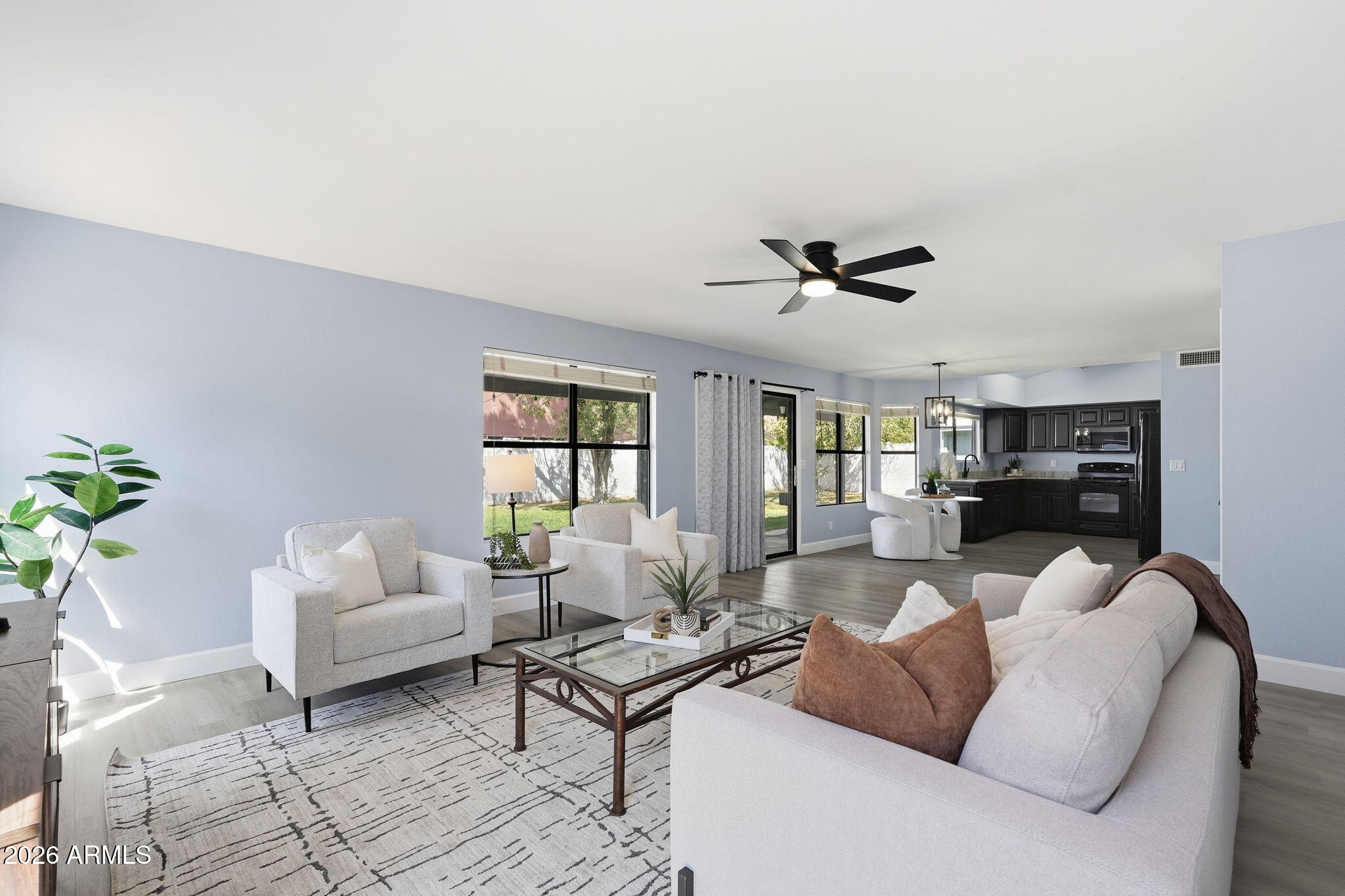 2336 N ROCA