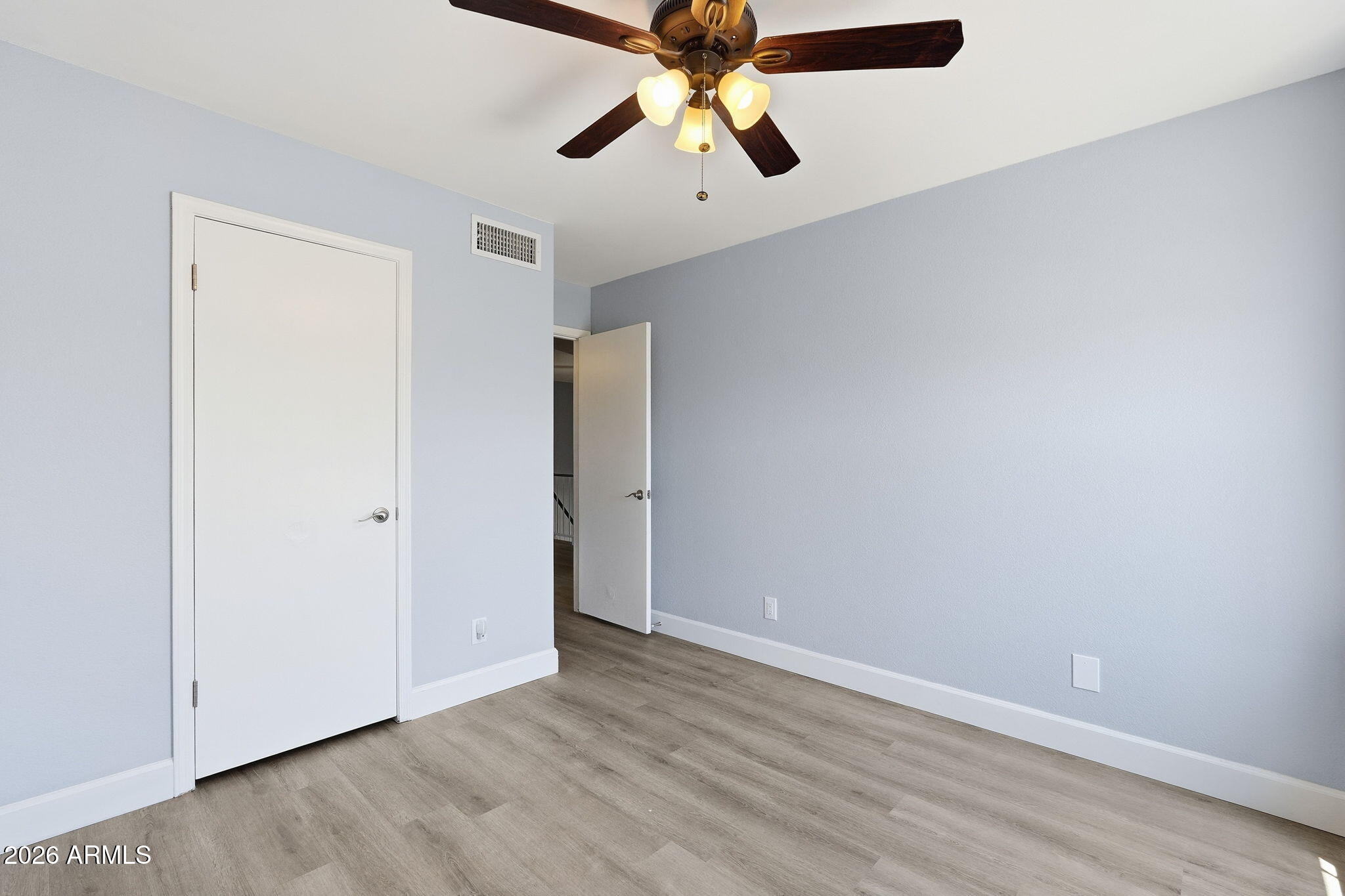 2336 N ROCA
