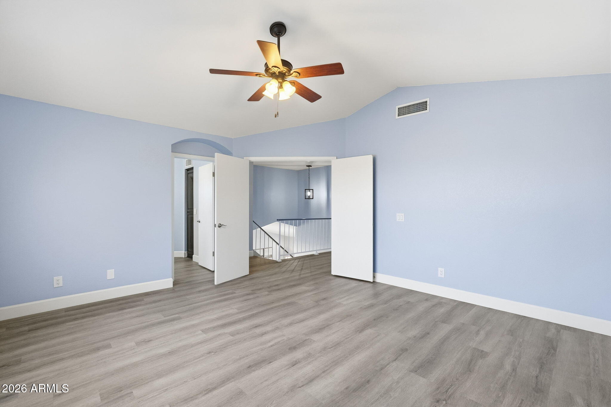 2336 N ROCA