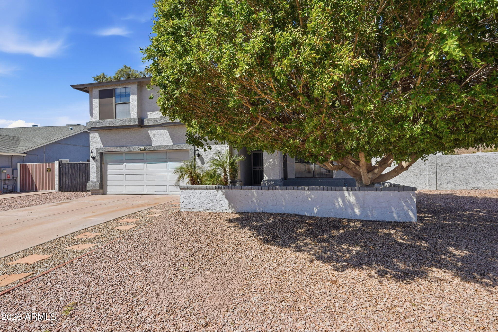 2336 N ROCA